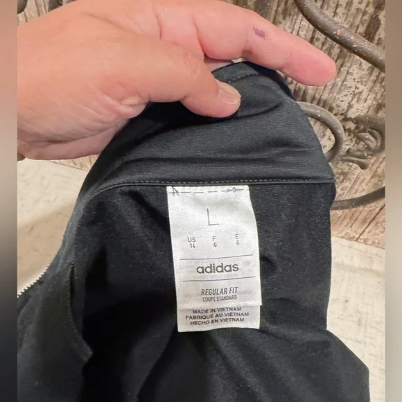 Adidas track suit
Pink black 14-16 sweats - Picture 5 of 12